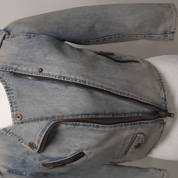 GAP Washed Denin Moto Jacket, Size XS - Picture 6 of 7